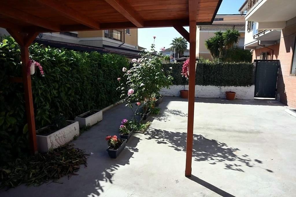 Villa Aurora Fronte Spiaggia Pescara Exterior photo